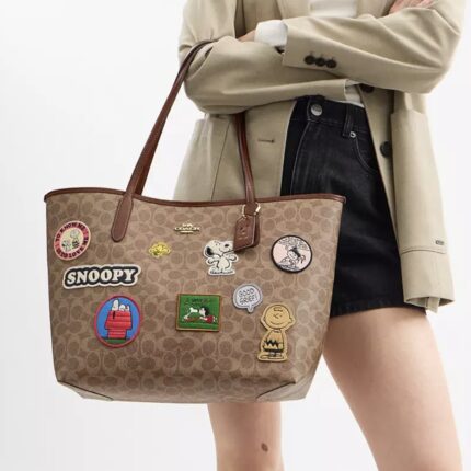 Coach X Peanuts City Tote Bag Patches